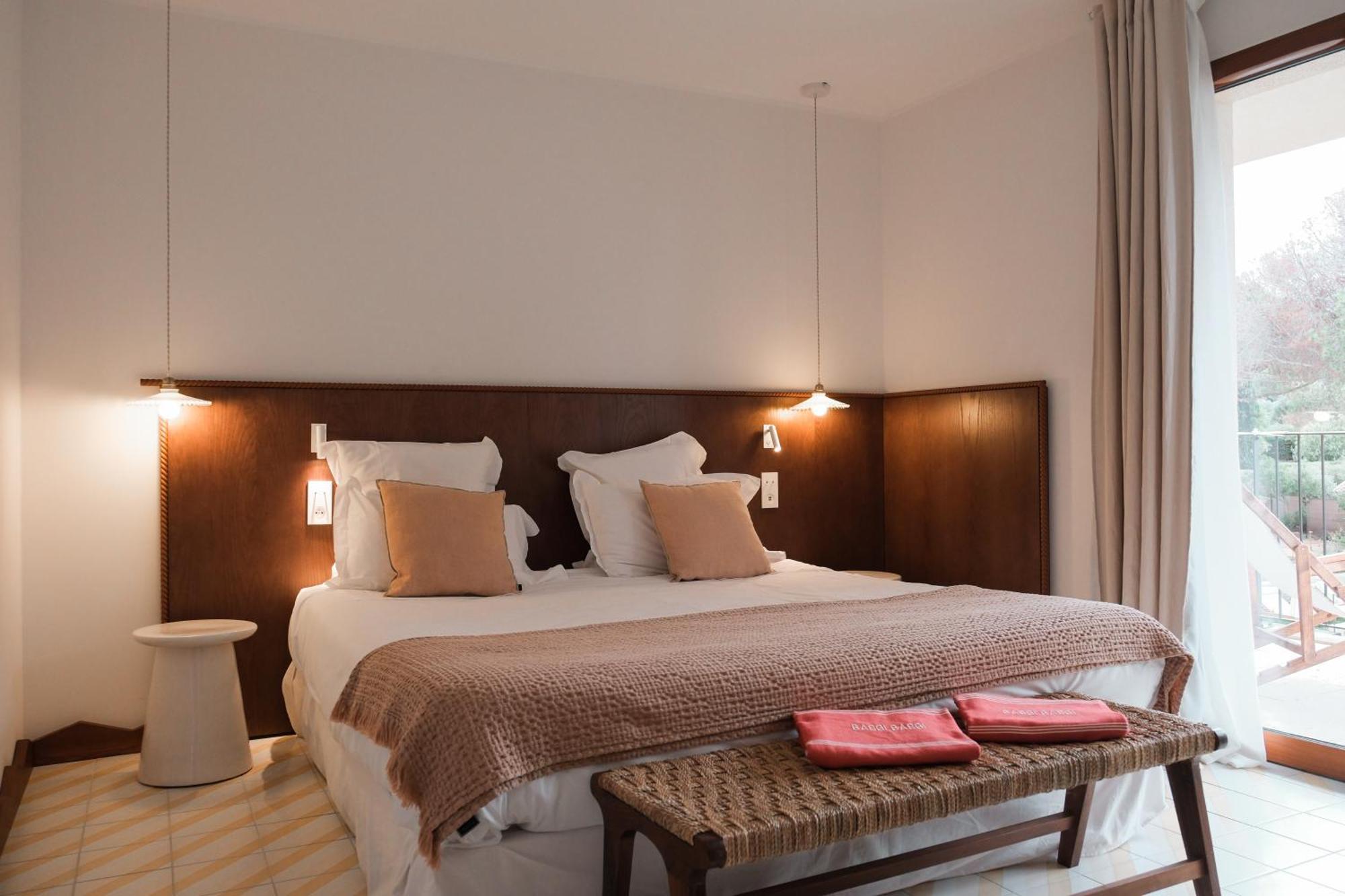 Boutique Hotel Responsable Et Restaurant Basgi Basgi แซ็งต์-โฟลร็องต์ ห้อง รูปภาพ